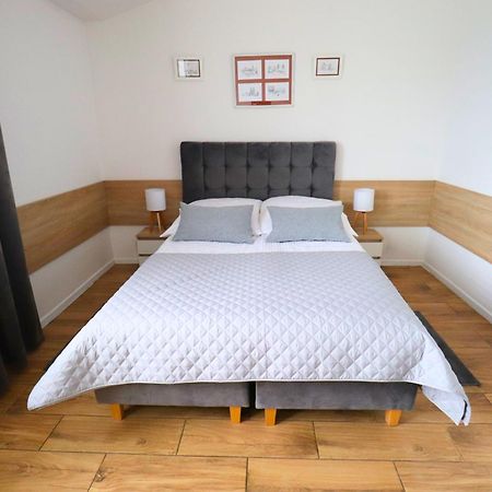 Skarbek Ilawa, Pokoje I Apartamenty Exterior foto